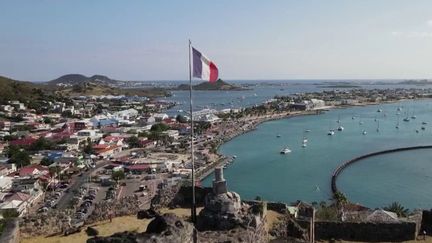 Tourisme : la saison bat son plein sur l'île de Saint-Martin (France 2)