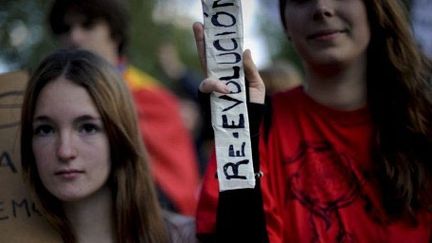 La jeunesse madrilène dénonce les coupes budgétaires dans l'éducation (15/04/2012) (AFP PHOTO/ PEDRO ARMESTRE)