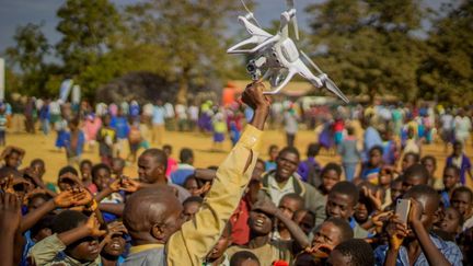 Au Malawi, ouverture d'un corridor pour drone (UNICEF/UN070228/Chisiza)