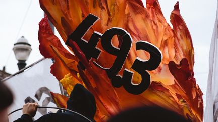 Des manifestants contre la réforme des retraites à Strasbourg (Bas-Rhin), le 23 mars 2023. (MATHILDE CYBULSKI / HANS LUCAS / AFP)