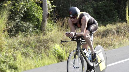 Lance Armstrong, le 21 f&eacute;vrier 2012, lors d'un triathlon &agrave; Panama. ( ALBERTO MUSCHETTE / REUTERS)
