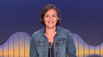 Céline Asselot présente les informés sur franceinfo. (FRANCEINFO / RADIOFRANCE)