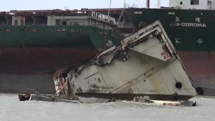 Les coulisses du plus grand cimetière de bateaux du monde