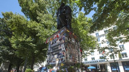 Mémorial pour Michael Jackson en Allemagne, source de conflits entre fans
 (EPA/MAXPPP)