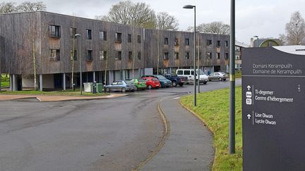 Le lycée Diwan de Carhaix (Finistère), le 15 mars 2018. (MAXPPP)