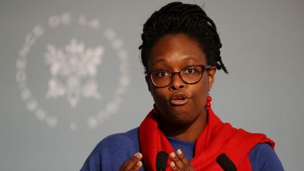 Sibeth Ndiaye, porte-parole du gouvernement,&nbsp;lors d'une conférence de presse à l'Elysée, le 1er avril 2020. (LUDOVIC MARIN / AFP)