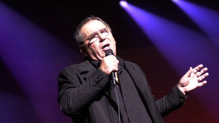 Claude Nougaro au Zenith de Toulouse en 2000 (MAXPPP)