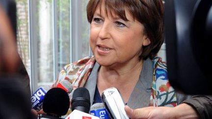 Martine Aubry répète qu'elle portera plainte si "les fausses informations continuent" à être colportées via internet. (PHILIPPE HUGUEN - AFP)