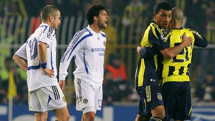 Michael Ballack et Joe Cole ne porteront plus le maillot de Chelsea.