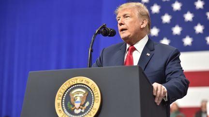 Le président américain, Donald Trump,&nbsp;lors d'un rassemblement de militants républicains à Moon Township, en Pennsylvanie, le 10 mars 2018. (NICHOLAS KAMM / AFP)