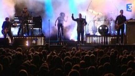 Simple Minds allume Maîche
 (Culturebox)