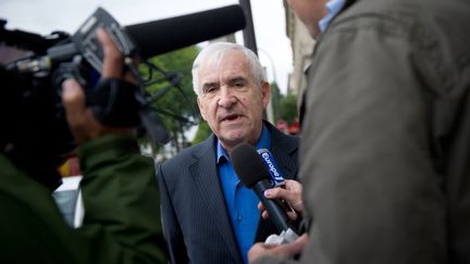 Yves Bertrand, l'ancien patron des Renseignements g&eacute;n&eacute;raux, le 10 juin 2011 &agrave; Paris. (MARTIN BUREAU / AFP)