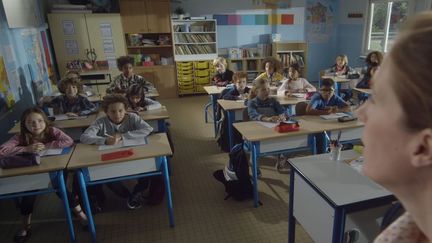 Le clip de&nbsp;Mélissa Theuriau contre le harcèlement à l'école, diffusé le 28 octobre 2015 par le ministère de l'Education nationale. (MINISTRE DE L'EDUCATION NATIONALE / DAILYMOTION)