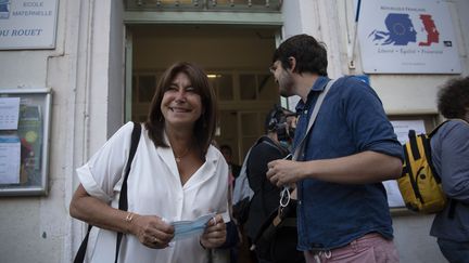 La candidate du Printemps marseillais Michèle Rubirola,&nbsp;vient d'aller voter lors du deuxième tour des élections municipales, le 28 juin 2020, à Marseille (Bouches-du-Rhône).&nbsp; (CHRISTOPHE SIMON / AFP)