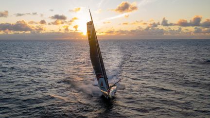 Le skipper japonais Kojiro Shiraishi. (THOMAS DEREGNIEAUX)