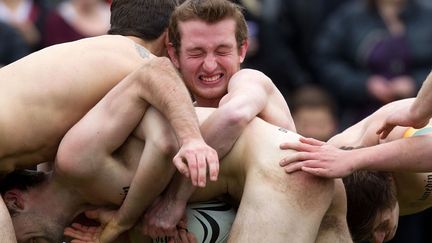 Comme chaque ann&eacute;e, les Nude Blacks ont jou&eacute; leur match de rugby enti&egrave;rement nus &agrave; Dunedin (Nouvelle-Z&eacute;lande), le 15 septembre 2012. (MARTY MELVILLE / AFP)