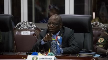 Abdel-Fatau Musah, commissaire chargé de la sécurité et de la politique au sein de la Communauté économique des Etats d'Afrique de l'Ouest, le 18 août 2023, à Accra (Ghana). (GERARD NARTEY / AFP)