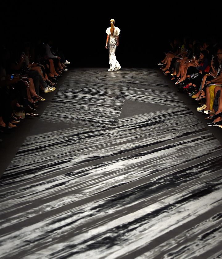 Défilé J.Mendel pap pe 2015 au théâtre du Lincoln Center à New York
 (Frazer Harrison / GETTY IMAGES NORTH AMERICA / AFP)