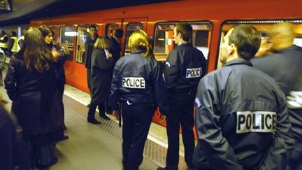 Intervention policière dans le métro de Lyon (archives) (AFP - JEAN-PHILIPPE KSIAZEK)