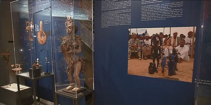 Statuette de Mami Wata, une déesse très célèbre en Afrique de l'Ouest
 (France 3)