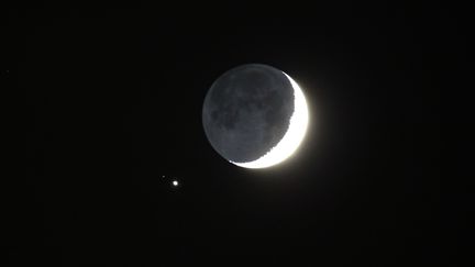 Un croissant de Lune, le 31 octobre 2019. (OZKAN BILGIN / ANADOLU AGENCY)