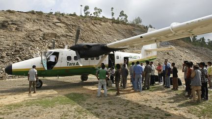 Un Twin Otter de la compagnie Tara Air est porté disparu au dessus du Népal, mercredi&nbsp;24 février 2016.&nbsp; (PRAKASH MATHEMA / AFP)