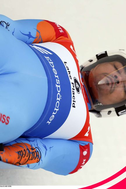 Le lugeur indien Shiva Keshavan lors de l'épreuve de Coupe du monde à Lake Placid (Etats-Unis), le 5 décembre 2014. (MIKE GROLL/AP/SIPA / AP)