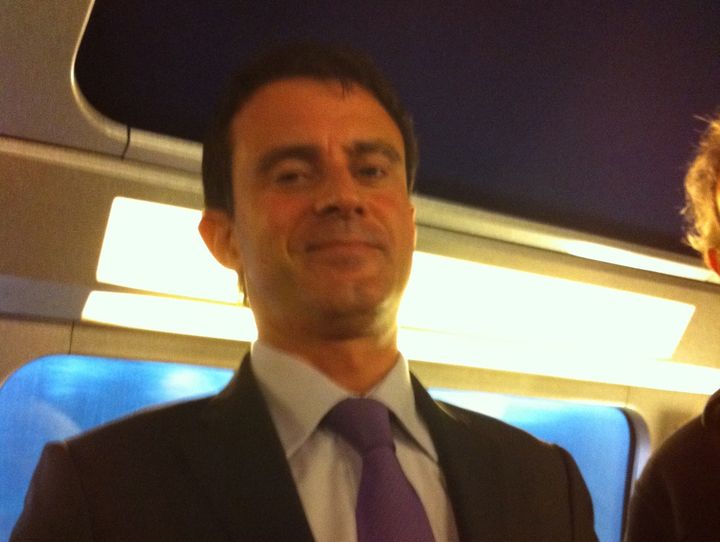 Manuel Valls dans un TGV (PM)