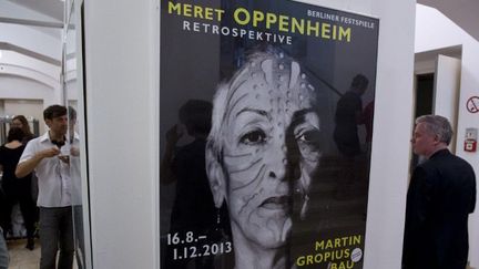 Exposition Meret Oppenheim à Berlin pour son centenaire en 2013
 (JOHN MACDOUGALL / AFP)