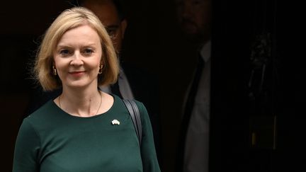 La Première ministre Liz Truss au 10 Downing Street, à Londres (Royaume-Uni) le 8 septembre 2022.&nbsp; (DANIEL LEAL / AFP)