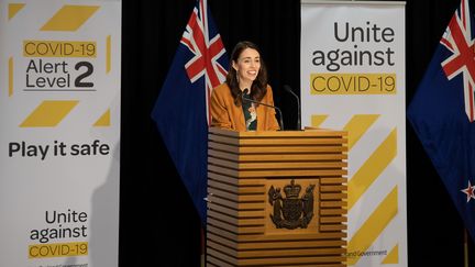 La Première ministre de Nouvelle-Zélande, Jacinda Ardern, lors d'une conférence de presse au sujet du Covid-19, le 8 juin 2020, à&nbsp;Wellington.&nbsp; (MARTY MELVILLE / AFP)