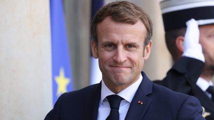 Le Président de la République Emmanuel Macron le 12 novembre 2021. (ARNAUD JOURNOIS / MAXPPP)