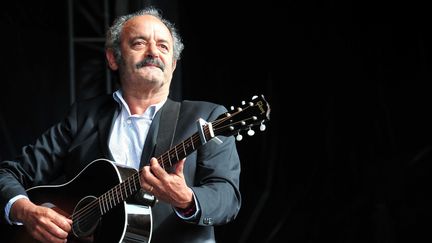 Louis Chedid sur scène
 (PHOTOPQR/LE TELEGRAMME / CLAUDE PRIGENT)