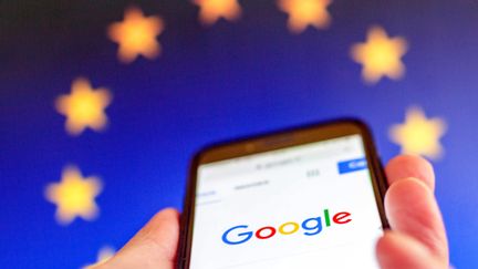 Google France va mobiliser vingt personnes tout le week-end à Paris pour surveiller le respect de la période de réserve avant les élections européennes du 9 juin 2024. (BRUNO LEVESQUE / MAXPPP)