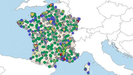 Carte des réseaux de surveillance de l'IRSN (© IRSN)