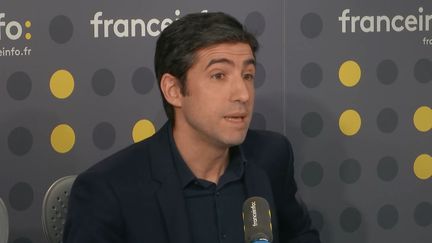 Julien Rosanvallon, le directeur exécutif télévision et internet de Médiamétrie, le 24 janvier 2020 sur franceinfo. (FRANCEINFO / RADIO FRANCE)