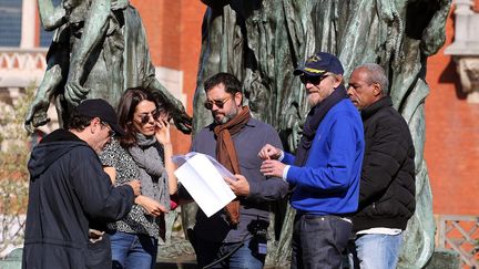 Marc lavoine et Soffia Essaidi sur le tournage de "Charon" la nouvelle série de France 2 réalisée par Frédéric Schoendoerffer
 (PHOTOPQR/VOIX DU NORD/MAXPPP)