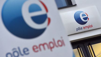 La façade d'une agence Pôle emploi de Nantes. (illustration) (LOIC VENANCE / AFP)