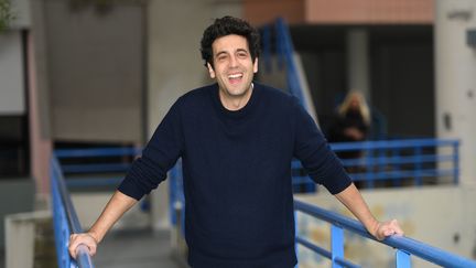 Max Boublil pendant l'opération "Théâtre pour tous", le 24 janvier 2020 (LIONEL URMAN/SIPA)