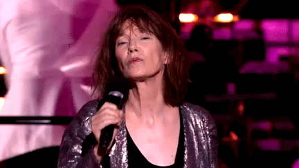 Jane Birkin en scène en 2011
 (France 3 / Culturebox)