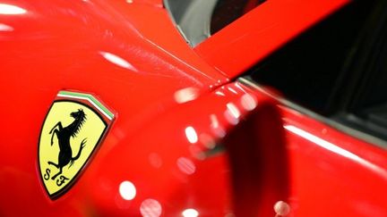 Le mythique logo de la marque à Maranello
 (GABRIEL BOUYS)