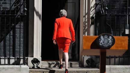 La Première ministre Theresa May après l'annonce de sa démission, vendredi 24 mai 2019 au 10, Downing Street de Londres (Royaume-Uni). (TOLGA AKMEN / AFP)