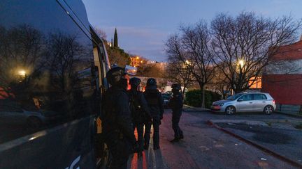 Des CRS à Marseille (photo d'illustration), le 4 avril 2023. (BADER GILLES / MAXPPP)