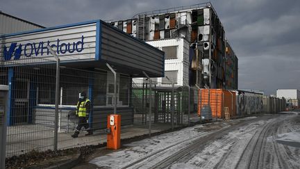 Les locaux de l'entreprise OVH après l'incendie le mercredi 10 mars, à Strasbourg (Bas-Rhin). (PATRICK HERTZOG / AFP)