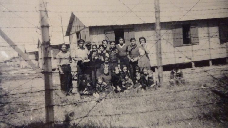 Une Exposition Sur L Internement Des Nomades Au Memorial De La Shoah