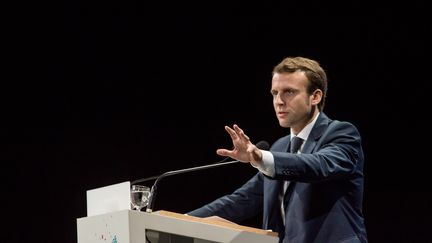 Le ministre de l'Economie, Emmanuel Macron, le 9 octobre 2014 &agrave; Lyon (Rh&ocirc;ne). (CITIZENSIDE / NICOLAS LIPONNE / AFP)