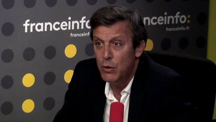 Le sénateur PS de Paris, David Assouline, était l'invité de franceinfo vendredi 20 avril. (FRANCEINFO)