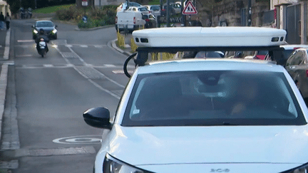 Rhône : à Lyon, les voitures radars permettent d’augmenter les contrôles de stationnement (France 2)