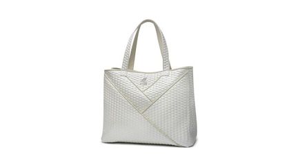 Sac blanc Hogan et Karl Lagerfeld printemps-été 2012
 (DR)