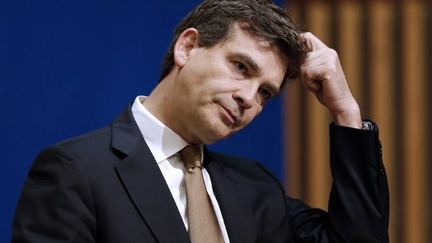 Montebourg en "pompier" contre les plans sociaux (THOMAS SAMSON / AFP)